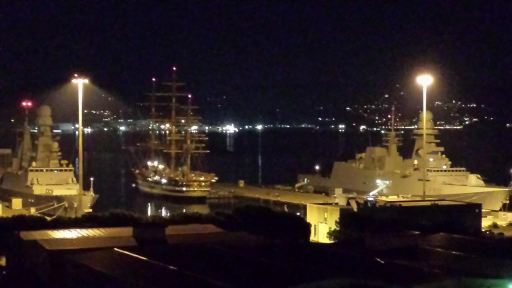 Casa Bouganville La Spezia Esterno foto